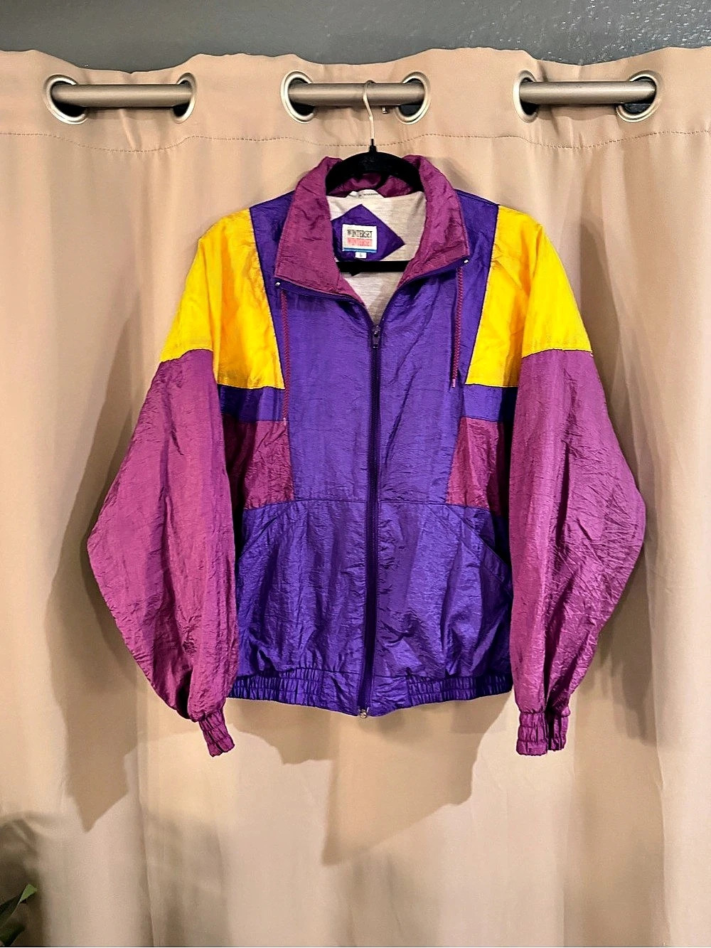 Vintage Wintersest Color Block Nylon Windbreaker Size Large